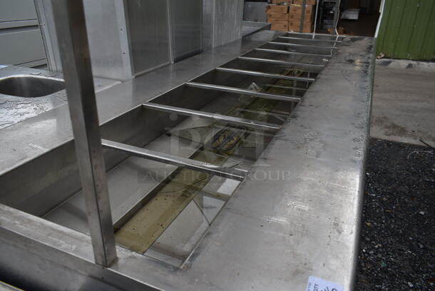 Century Service 80 10 Stainless Steel Commercial Electric Powered Steam Table Buffet Station w/ Sneeze Guard. 208/240 Volts, 1 Phase. - Image 4 of 7