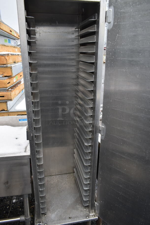 Lockwood Metal Commercial Enclosed Pan Rack. - Image 2 of 2
