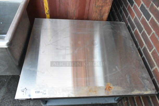 Stainless Steel Table w/ Metal Under Shelf.  - Image 3 of 4