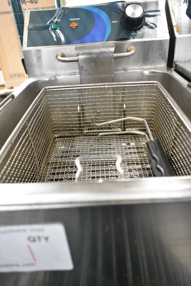 	BRAND NEW SCRATCH AND DENT! 2023 Hoocoo FRY-20L Stainless Steel Commercial Countertop Electric Powered 2 Bay Deep Fat Fryer w/ 2 Metal Baskets and 2 Lids. 120 Volts, 1 Phase. - Image 4 of 7