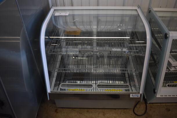 BRAND NEW SCRATCH AND DENT! Avantco 360BCDI28W Metal Commercial Countertop Refrigerated Display Case Merchandiser. 115 Volts, 1 Phase. 28x23x27. Tested and Working!