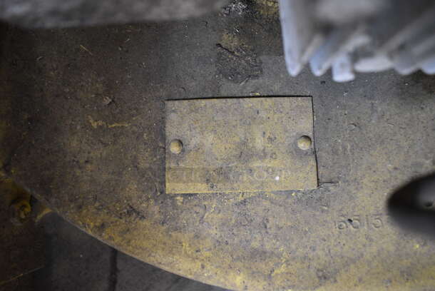 Metal Push Lawnmower. 21x32x40 - Image 6 of 7