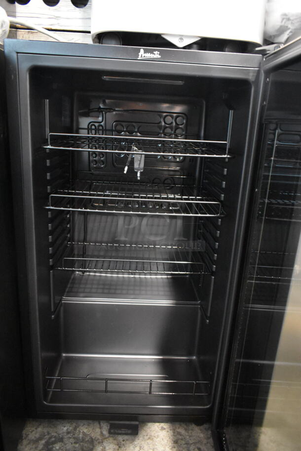 BRAND NEW SCRATCH AND DENT! Avanti  BCA306SS-IS 10 Bottle 70 Can Beverage Cooler Wine Chiller Merchandiser. 115 Volts, 1 Phase. Tested and Working! - Image 4 of 5