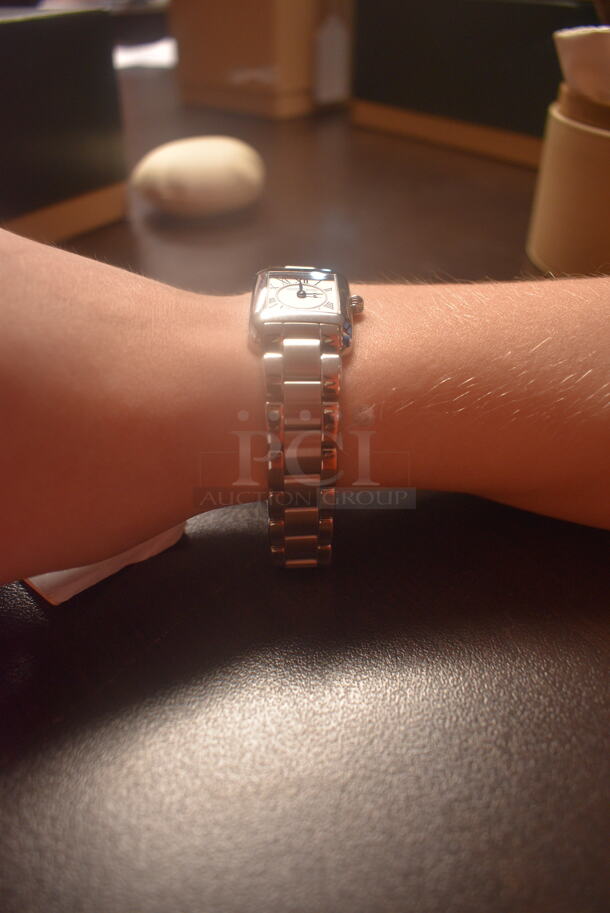 BRAND NEW IN BOX! Frederique Constant Classics Carree Ladies FC-200MC16B Watch - Image 5 of 7