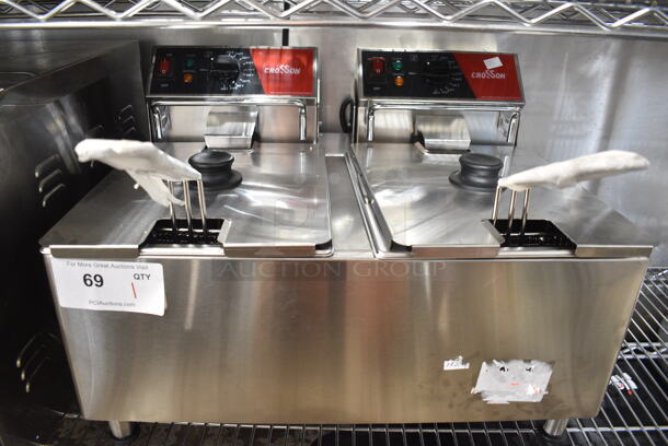 2024 Crosson CF-30 Stainless Steel Commercial Countertop Electric Powered 2 Bay Fryer w/ 2 Metal Fry Baskets. 120 Volts, 1 Phase.
 - Image 2 of 8