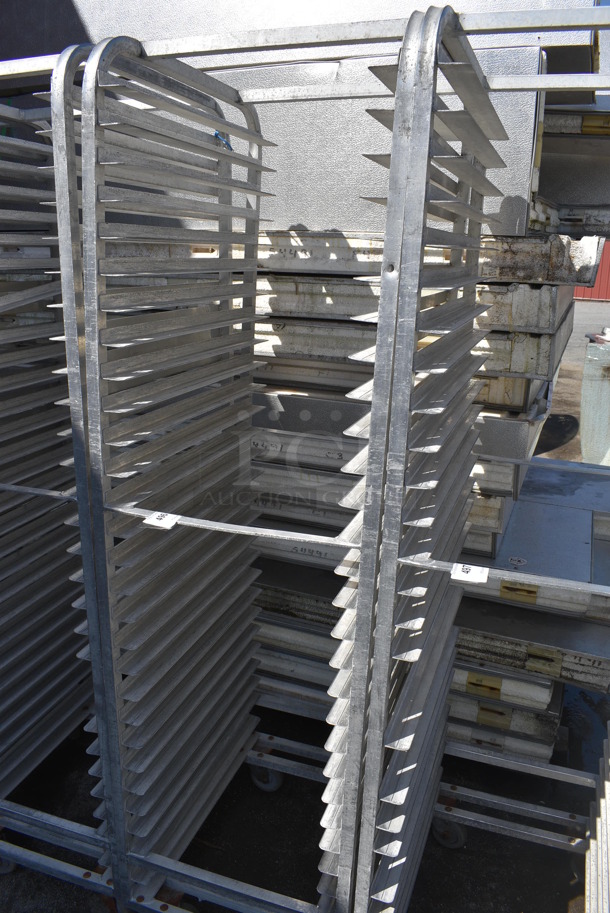 Metal Commercial Pan Transport Rack on Commercial Casters. 20.5x26x74 - Image 3 of 3