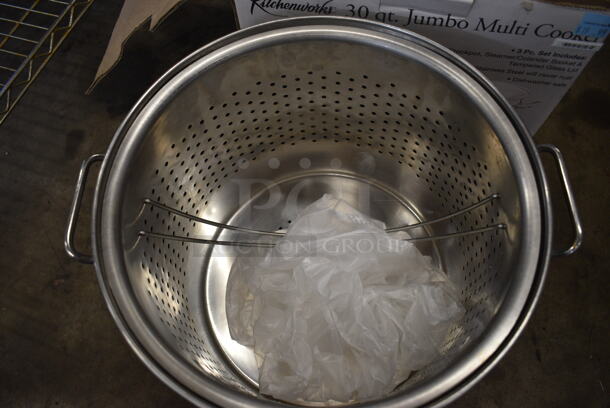 IN ORIGINAL BOX! Kitchenworks 30 Quart Jumbo Multi Cooker w/ Lid. 13x13x13 - Image 3 of 4