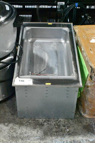 Vollrath FC-6IH Stainless Steel Commercial Drop In Steam Table. 208-240 Volts, 1 Phase. 