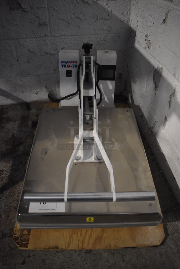 DoughXpress TXM-20 Metal Commercial Countertop Dough Press. 250 Volts. 17x28x16
