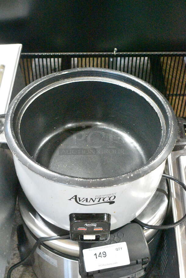 Avantco 177RCB46 Metal Countertop 46 Cup Rice Cooker. 120 Volts, 1 Phase. Tested and Working! - Image 5 of 7