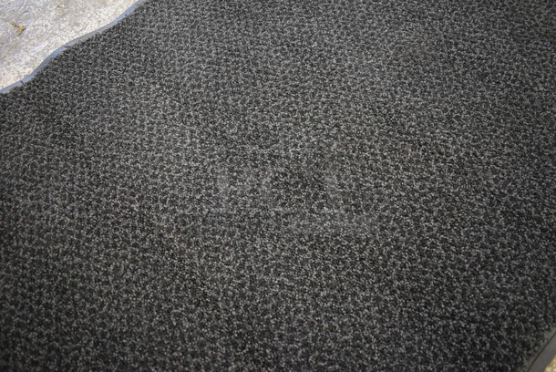 Black Floor Mat. 36x120 - Image 4 of 4
