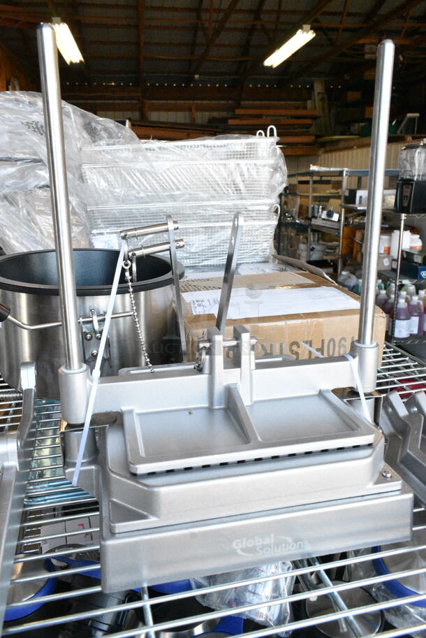 BRAND NEW SCRATCH AND DENT! Global Solutions Lettuce Head Cutter - Image 3 of 5
