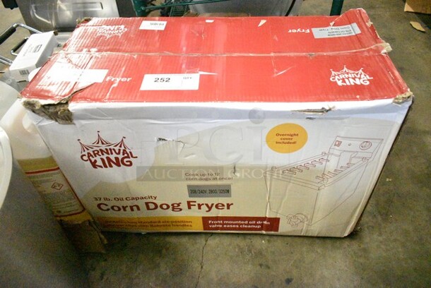 BRAND NEW SCRATCH AND DENT! Carnival King 382CDF17M Stainless Steel 37 lb. Corn Dog Fryer. 208/240 Volts, 1 Phase.  - Image 2 of 4