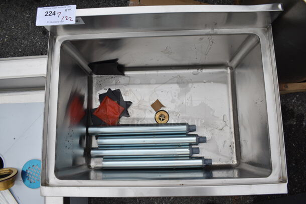 BRAND NEW SCRATCH AND DENT! Regency 600IB1824 Stainless Steel Commercial 18" x 24" Underbar Ice Bin - 77 lb. - Image 5 of 7
