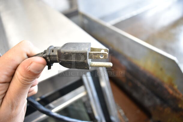 Leader CDL48S/C Stainless Steel Commercial Floor Style Refrigerated Deli Display Case Merchandiser. 115 Volts, 1 Phase. Tested and Powers On But Does Not Get Cold - Image 5 of 5