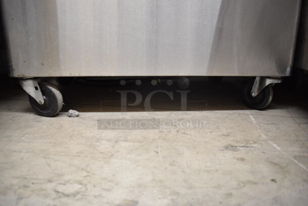 Chattanooga M-2 Stainless Steel Commercial Hot Pack Heater on Commercial Casters. 120 Volts, 1 Phase. Tested and Working! - Image 2 of 5
