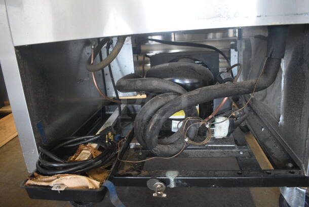 2013 True T-23F 1 Door Stainless Steel Reach in Freezer w/ Poly Coated Racks on Commercial Casters. 115 Volt, 1 Phase. Tested and Working! - Image 7 of 7