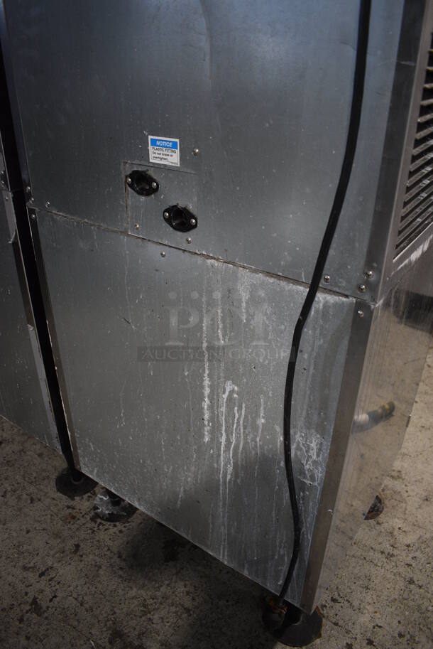 2016 Hoshizaki DCM-500BAH Stainless Steel Commercial Ice Maker and Dispenser on Hoshizaki SD-500 Cabinet Stand. 115-120 Volts, 1 Phase. 26x23x73 - Image 7 of 7