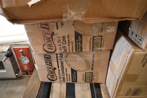 PALLET LOT of 30 BRAND NEW Boxes Including 760SOUP8WPL Choice 8 oz. White Double Poly-Coated Paper Food Cup with Vented Plastic Lid - 250/Case, 3 Box 128HD8BULK ChoiceHD 8 oz. Microwavable Translucent Plastic Deli Container - 480/Case, 500CC16 Choice Plastic Cold Cup, 612527PCO Choice 7" Round Standard Weight Foil Take-Out Pan with Dome Lid - 200/Case, 612P558 Choice 8" Clear Round Plastic Dome Lid - 500/Case, 160TCPR83WH Choice 83" Round White 100% Spun Polyester Hemmed Cloth Table Cover, 2 Box 128HDLDBULK ChoiceHD Microwavable Translucent Plastic Deli Container Lid - 480/Case, 37T019 Libbey 9" Plates, 500TW35 Choice 3.5 oz. Translucent Thin Wall Plastic Cold Cup - 2500/Case, 394365L Noble Products Powder-Free Disposable Clear Vinyl Gloves for Foodservice - Large - 1000/Case, 245CB12PLN Choice 12" x 12" x 2" Kraft Customizable Corrugated Plain Pizza Box - 50/Case, 500PMGREEKBL Choice 10" x 14" Greek Key Blue Placemat - 1000/Case, 129MCS24W Choice 24 oz. White 8" x 5 1/4" x 2" Rectangular Microwavable Heavy Weight Container with Lid - 150/Case, 347TCL7 CUP 7OZ TUMBLER CL 500 CHOICE, 2 Box 129MCR32B Choice 32 oz. Black 7 1/4" Round Microwavable Heavy Weight Container with Lid - 10/Pack, 760SOUP12WP Choice 12 oz. White Double Poly-Coated Paper Food Cup with Vented Plastic Lid - 250/Case. 30 Times Your Bid! - Image 7 of 12