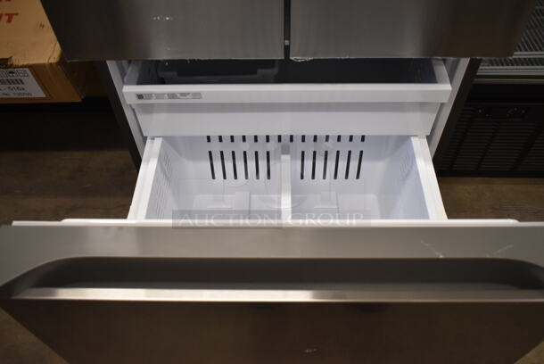 BRAND NEW SCRATCH AND DENT! 2023 Samsung RF22A4121SR Stainless Steel French Door Style Cooler Freezer Combo. 115 Volts, 1 Phase. Tested and Working! - Image 3 of 9