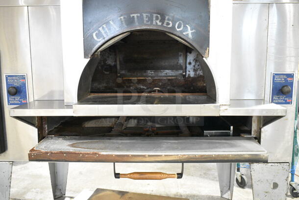 2019 Bakers Pride FC-516 Metal Commercial Natural Gas Powered Il Forno Pizza Oven on Metal Legs. 140,000 BTU.  - Image 4 of 10