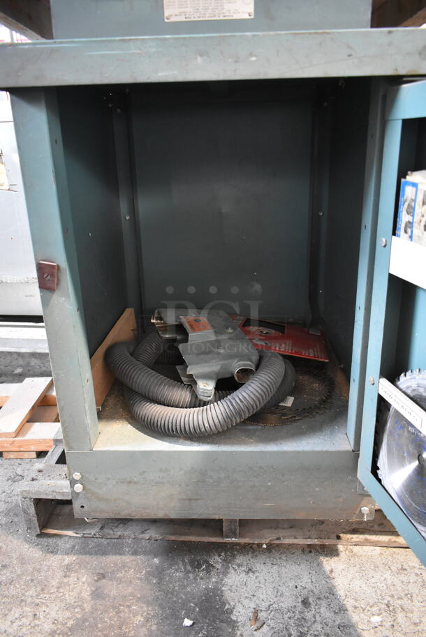 Black & Decker R 1450 Radial Arm Saw on Stand. Tested and Working! - Image 6 of 10