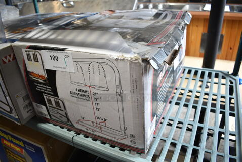 IN ORIGINAL BOX! Winco EHL-2 Metal 2 Head Warming Lamp. 