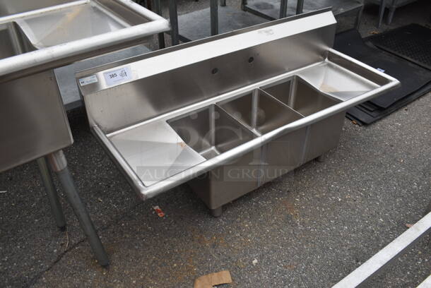 BRAND NEW SCRATCH AND DENT! KoolMore SC101410-12B3 Stainless Steel Commercial 3 Bay Sink w/ Dual Drain Boards. No Legs. Bays 10x14x10. Drain Board 10x16x1 - Image 2 of 4