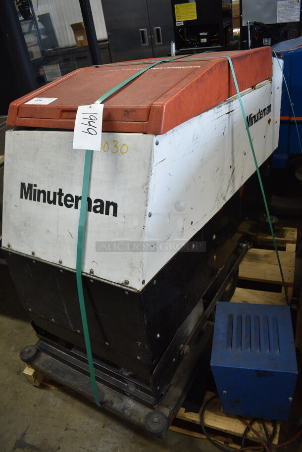 Minuteman MC833470 Metal Commercial Floor Cleaning Machine w/ Chloride Systems AG-18-250 Charger. 115 Volts, 1 Phase.  - Image 5 of 10