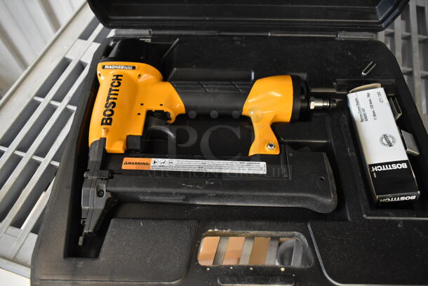 Bostitch SX150-1 1/2-Inch to 1-1/2-Inch Narrow Crown Stapler in Hard Case.  - Image 4 of 7