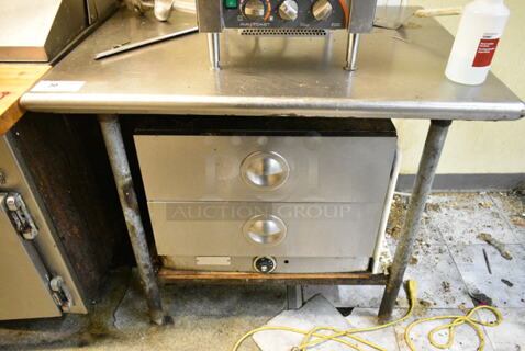 Alto Shaam 500-2D Stainless Steel Table w/ Stainless Steel 2 Drawer Warming Drawer. 115 Volts, 1 Phase. This Unit Was In Working Condition When the Restaurant Closed. (kitchen)