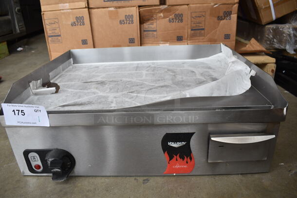 BRAND NEW SCRATCH AND DENT! Vollrath FTA 8024 40716 Stainless Steel Commercial Countertop Electric Powered Flat Top Griddle. 220 Volts, 1 Phase.  - Image 2 of 5