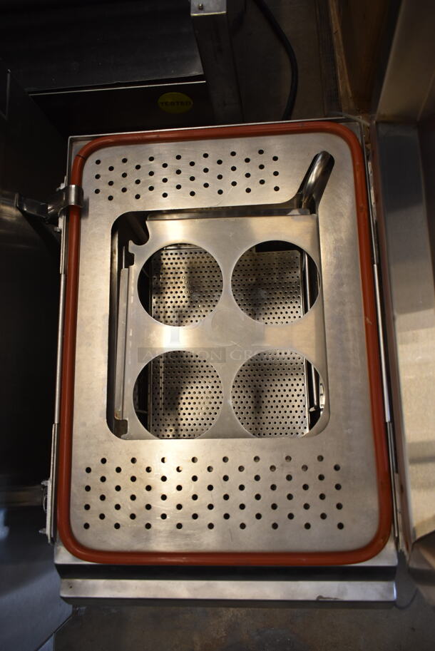 Waring WPC100 Stainless Steel Commercial Countertop Electric Powered Rethermalizer. 208/240 Volts.   - Image 3 of 4