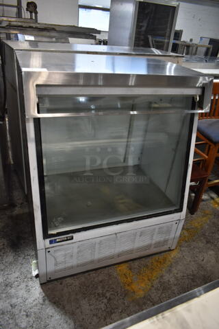 Master-Bilt FIP-40 Metal Commercial Floor Style Deli Display Case Merchandiser. 208-230 Volts, 1 Phase. Tested and Does Not Power On