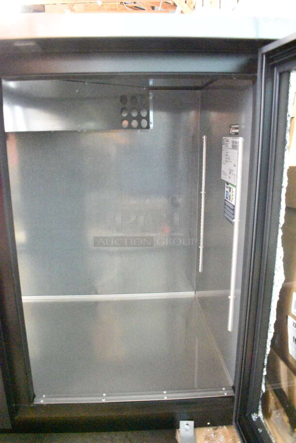BRAND NEW SCRATCH AND DENT! 2024 True TBB-30-HC-LD Metal Commercial 2 Door Back Bar Cooler Merchandiser. See Pictures for Pane of Broken Glass. 115 Volts, 1 Phase. Tested and Working! - Image 10 of 11