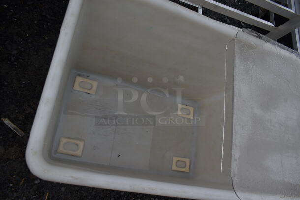 White Poly Ingredient Bin w/ Clear Lid on Commercial Casters. - Image 2 of 3