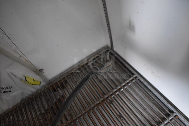 GEM Metal Commercial Single Door Reach In Cooler Merchandiser. Tested and Powers On But Does Not Get Cold - Image 5 of 5