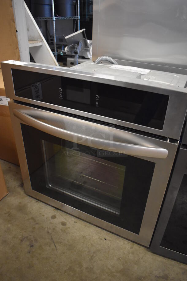 BRAND NEW SCRATCH AND DENT! Frigidaire FCWS2727ASA Stainless Steel Electric Powered Convection Oven w/ View Through Door. 120-208/240 Volts, 1 Phase. 27x27x28 - Image 2 of 9