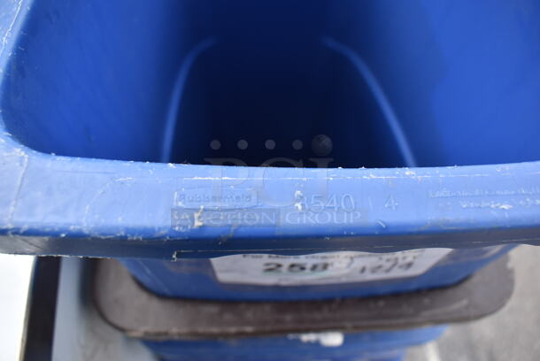4 Poly Slim Jim Trash Cans. 11x20x30. 4 Times Your Bid! - Image 4 of 5