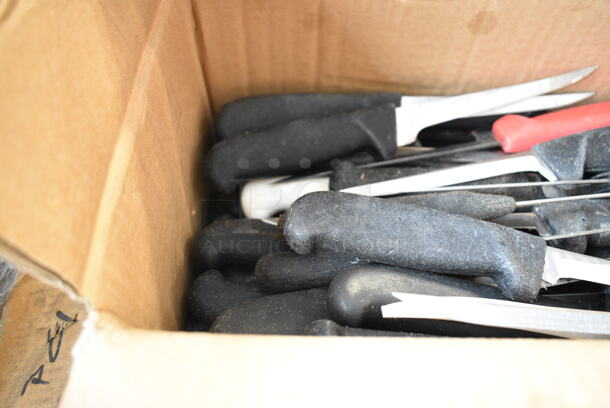 60 SHARPENED Stainless Steel Knives Including Boning/Fillet Knives. 60 Times Your Bid!  - Image 4 of 5