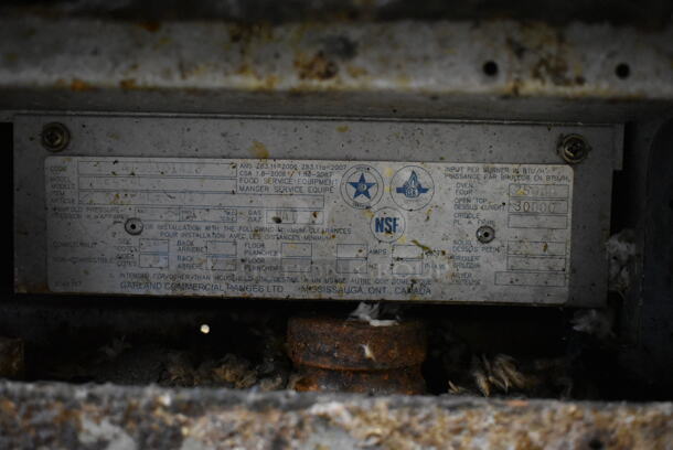 Garland SunFire X24-4L Stainless Steel Commercial Natural Gas Powered 4 Burner Range w/ Oven, Over Shelf and Back Splash. - Image 9 of 9