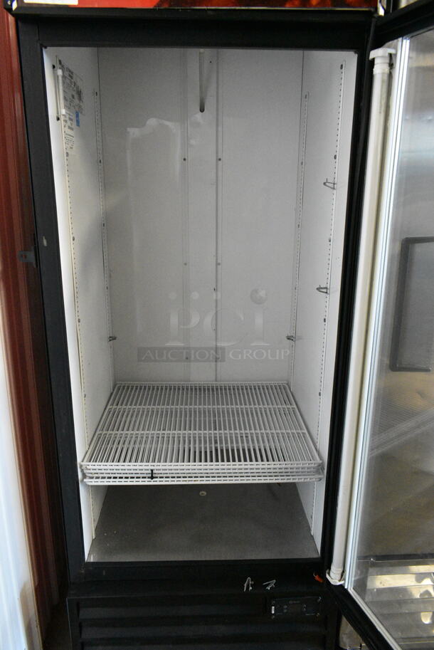True GDM-26EM ENERGY STAR Metal Commercial Single Door Reach In Cooler Merchandiser w Poly Coated Racks. 115 Volts, 1 Phase. Tested and Powers On But Does Not Get Cold - Image 2 of 3