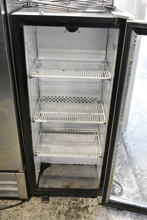 IDW GS-4-023EB Metal Single Door Reach In Cooler Merchandiser. 110-120 Volts, 1 Phase. Tested and Powers On But Does Not Get Cold - Image 2 of 3