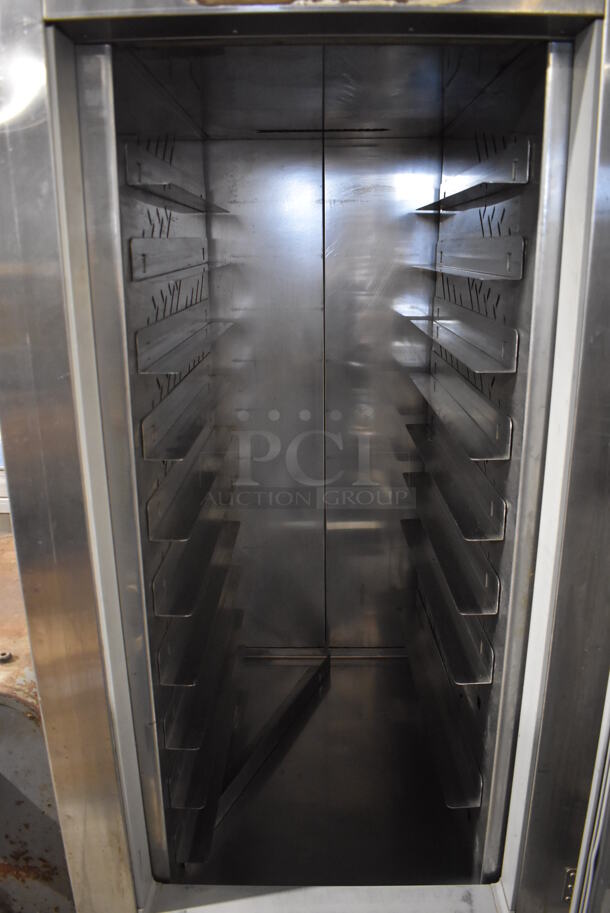 Traulsen Stainless Steel Commercial Single Door Reach In Portable Catering Cooler on Commercial Casters. 208 Volts. 31x36x78.5 - Image 3 of 6