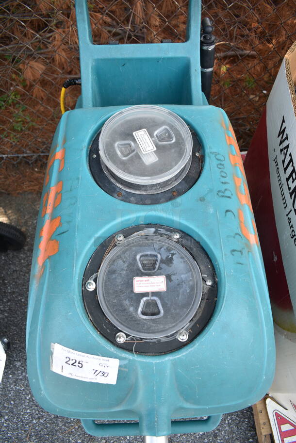 Tennant 607679 Metal Commercial Floor Cleaning Machine. 120 Volts, 1 Phase.  - Image 2 of 7
