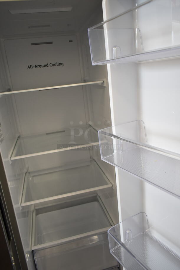 Samsung RS22T5201SR Stainless Steel Cooler Freezer Combo. 115 Volts, 1 Phase. Tested and Powers On But Does Not Get Cold
 - Image 2 of 6