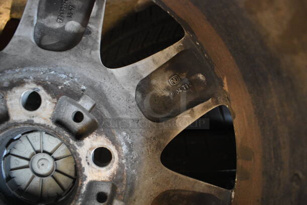 3 Tires on BMW Rims Including Solus KH16 205/50R17. 7Jx16H2 IS47. Includes 24.5x9.5x24.5. 3 Times Your Bid! - Image 11 of 12