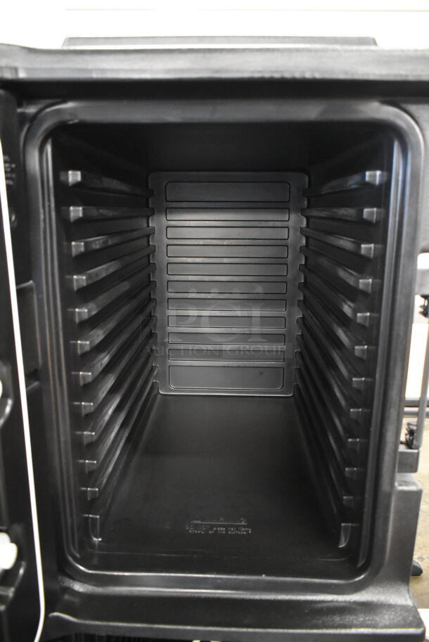 BRAND NEW SCRATCH AND DENT! Cambro Cam6000 Double Black Poly Heated Ultra Food Pan Carrier on Commercial Casters. 100-120 Volts, 1 Phase.  - Image 3 of 7