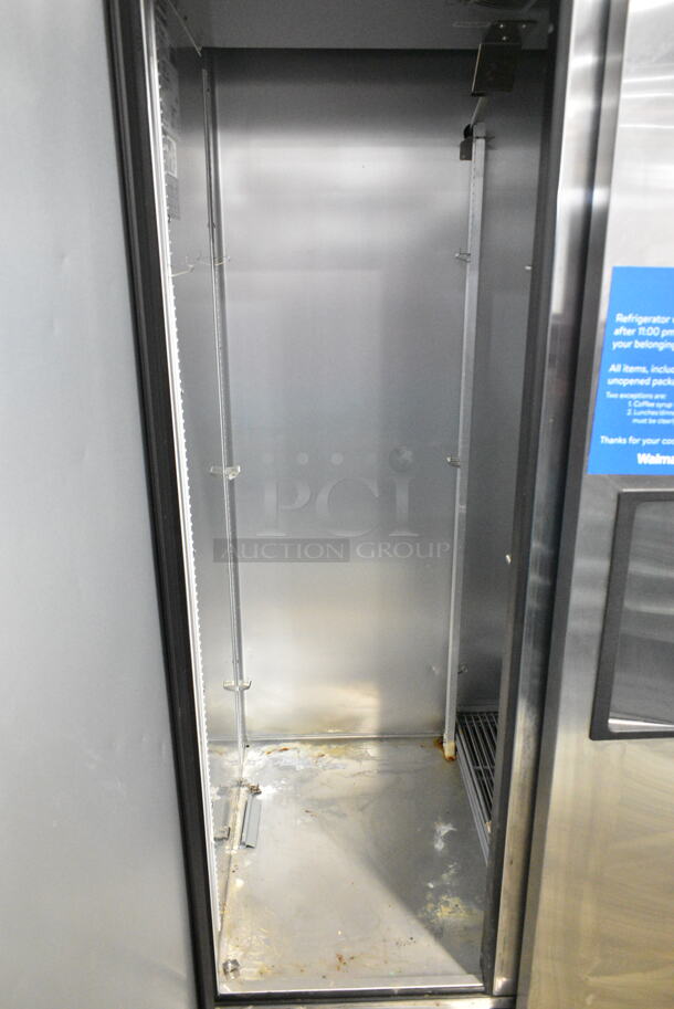 2023 True T-35-HC Stainless Steel Commercial 2 Door Reach In Cooler w/ Poly Coated Racks and Commercial Casters. 115 Volts, 1 Phase. Tested and Working! - Image 4 of 5