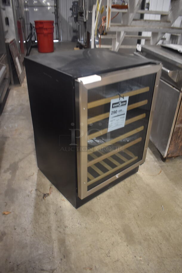 BRAND NEW! Avanti WCR506SS Black Wine Chiller With {Polycoated Shelves And Wooden Fronts. 115V. Tested And Working!  - Image 2 of 6
